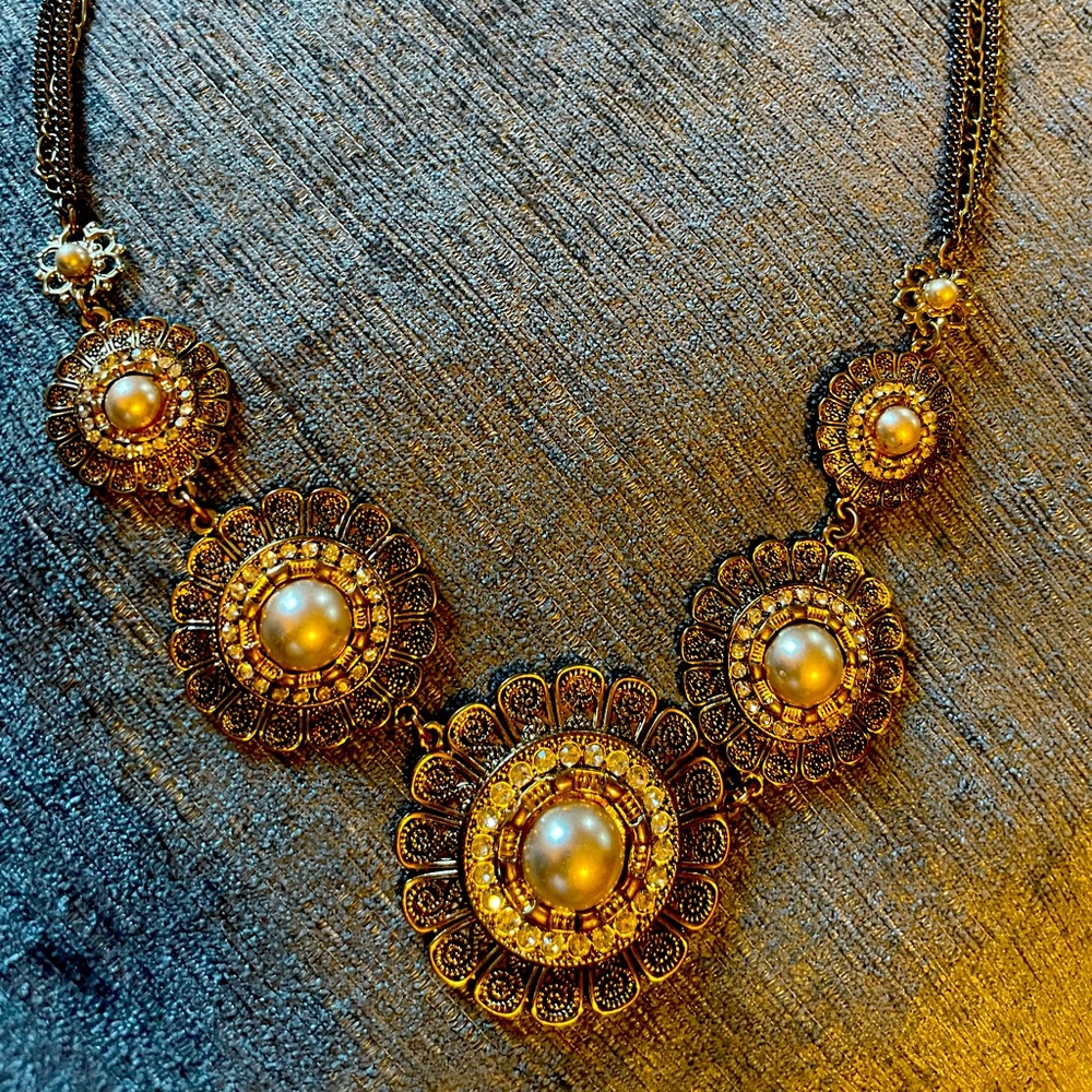 Vintage gold necklace